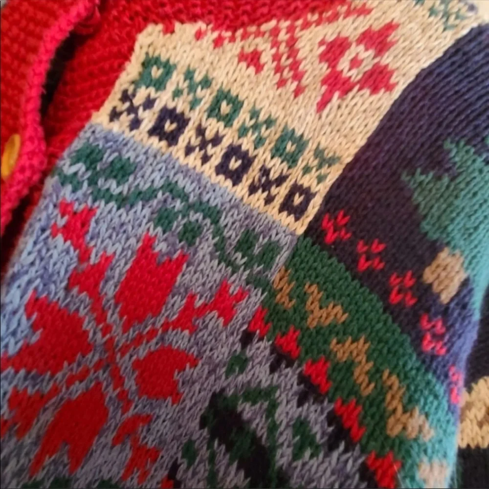 Christmas Sweater - Picture 4 of 6